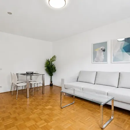 Messe 55m2 Mit Balkon Und Lage Essen